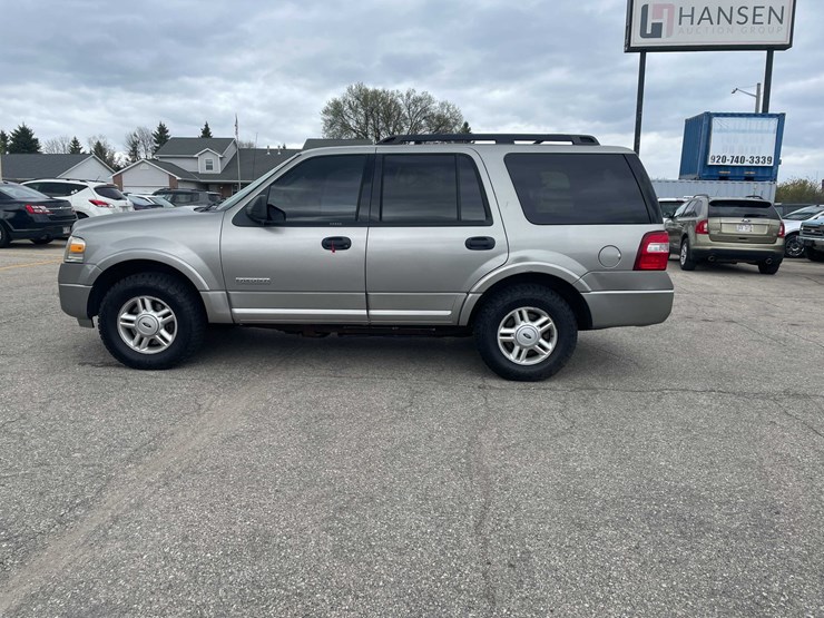 2008-ford-expedition-xlt-image-8