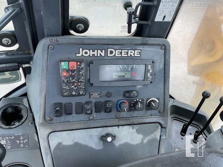 2018-deere-310sl-image-15