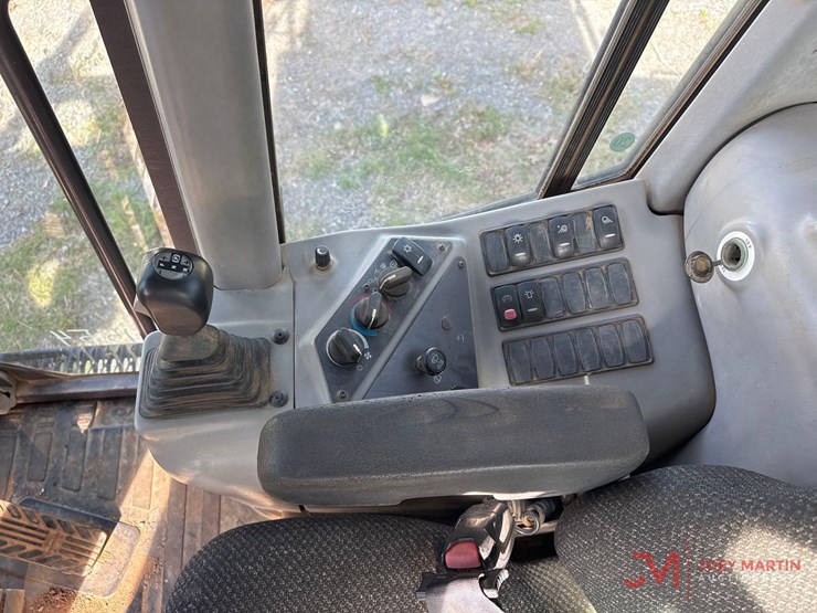2006-volvo-g940-image-37