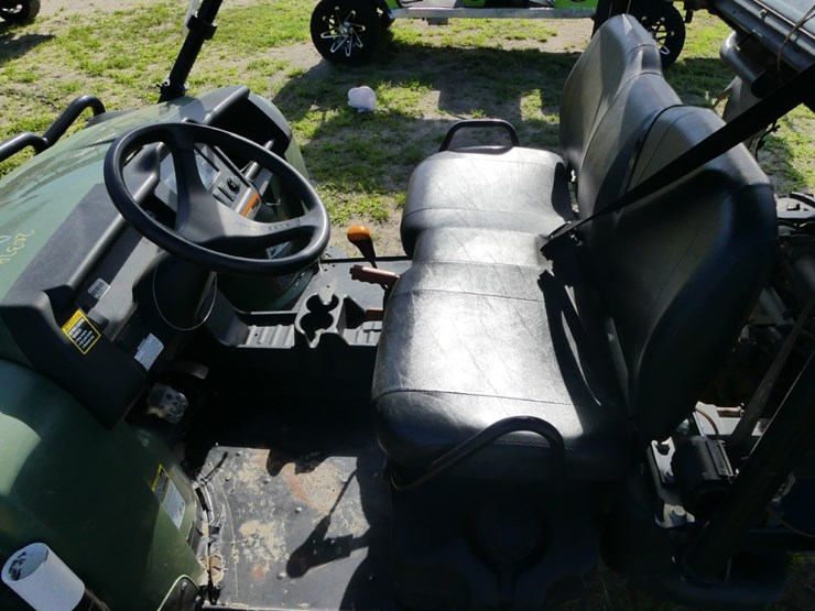 2013-john-deere-825i-image-9