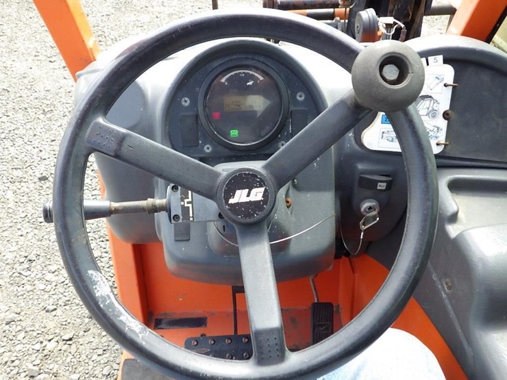 2015-jlg-g5-18a-image-26