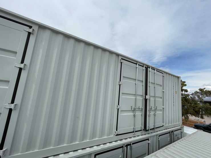 #101-•-40'-high-cube-multi-door-container-image-3