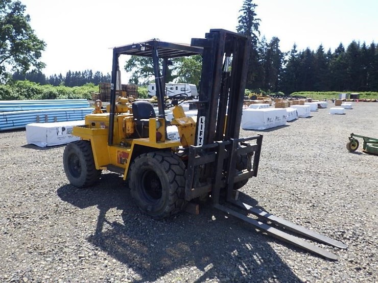 liftall-l40d-forklift-image-3
