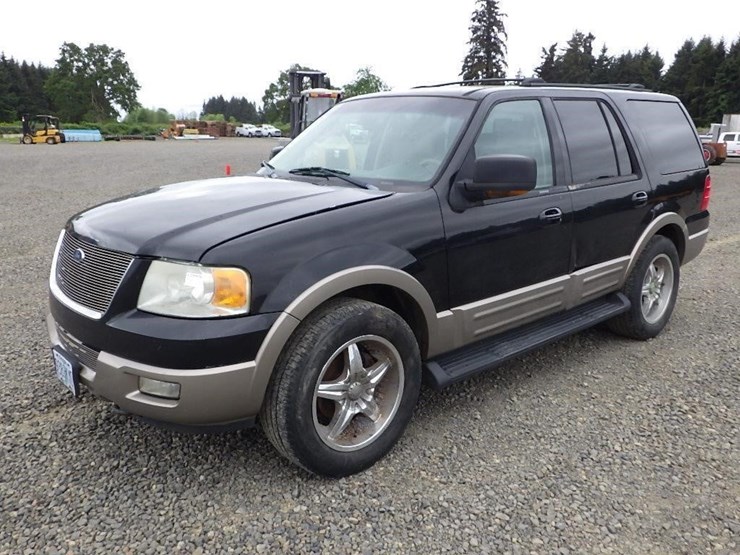 2003-ford-expedition-image-1