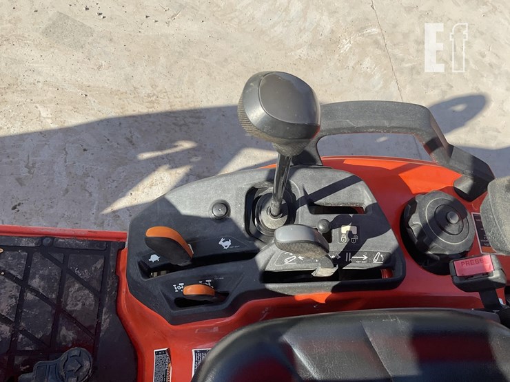 2024-kubota-bx23s-image-13