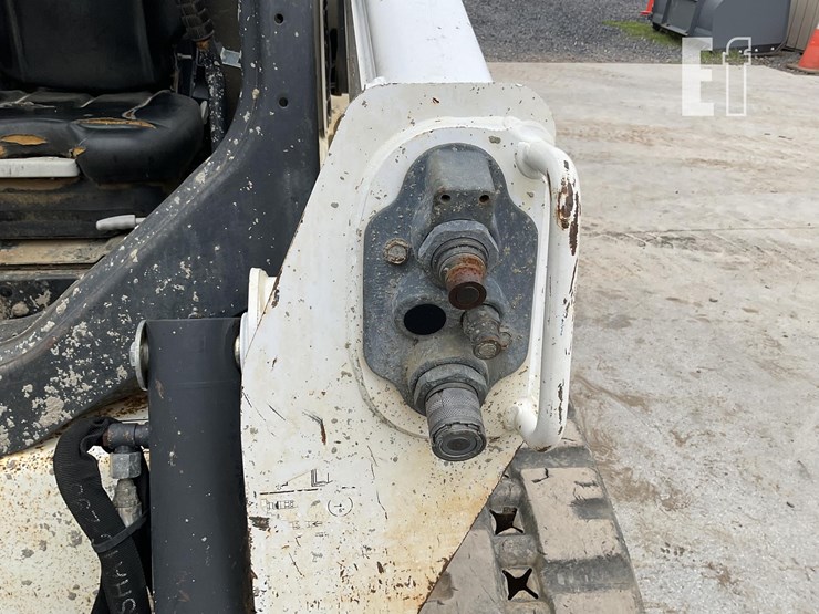 2019-bobcat-t595-image-13
