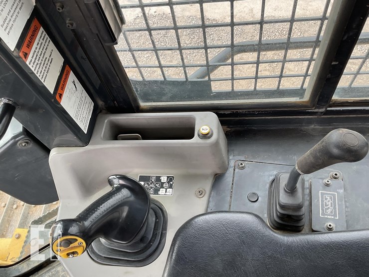 2015-komatsu-d61ex-23-image-14