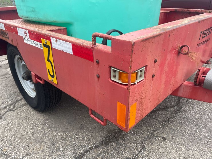 #1496-•-2015-chilton-utility-trailer-(has-wi-title)-(of)-image-16