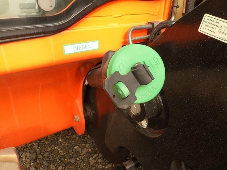 2017-jlg-g5-18a-image-10