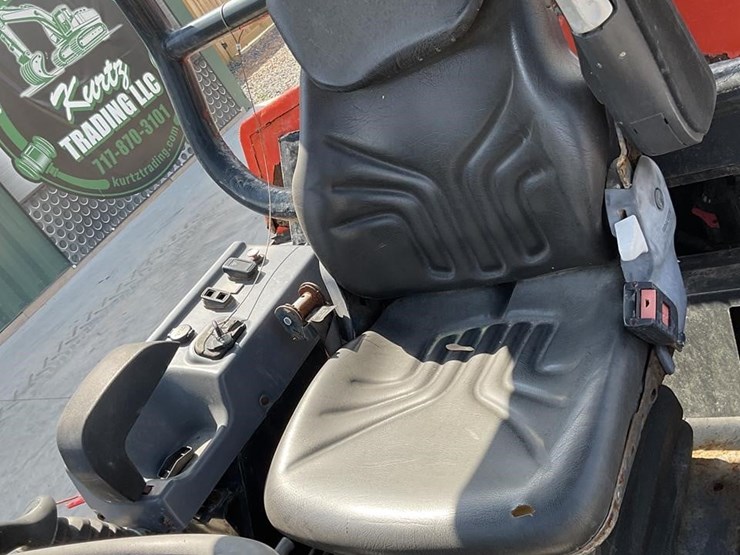 2020-kubota-r630-image-12