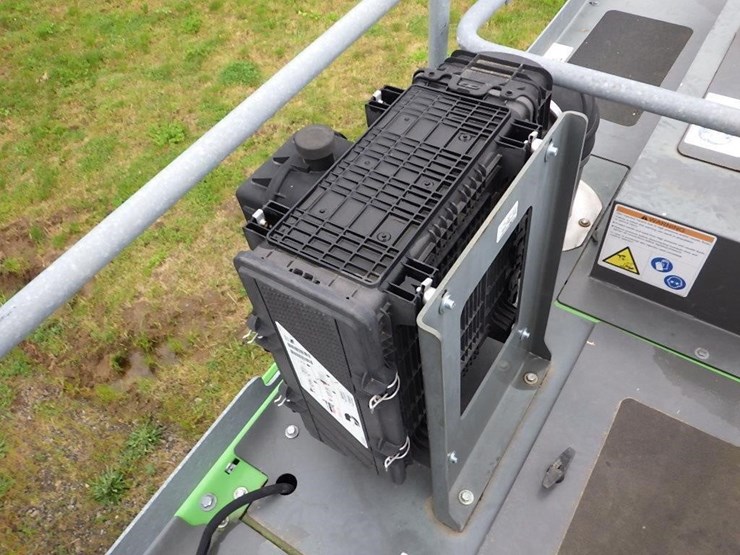 sennebogen-738e-tree-handler-image-32