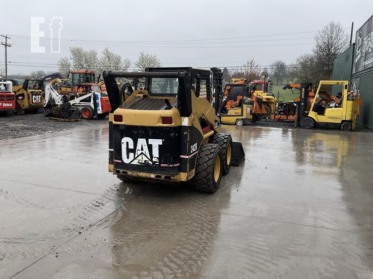 2006-caterpillar-242b-image-4