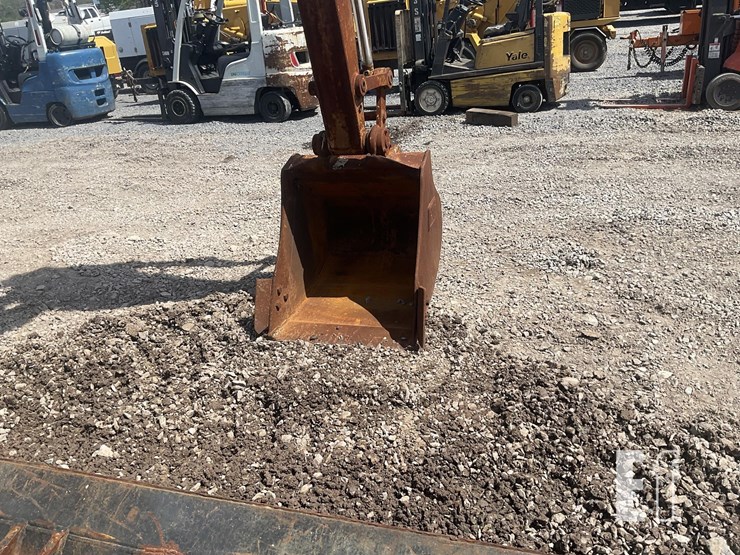 2006-caterpillar-307c-image-11