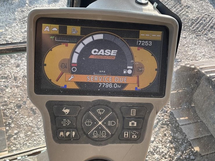 2012-case-cx250c-image-10