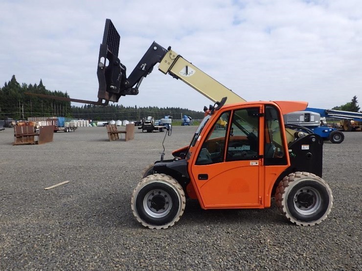 2017-jlg-g5-18a-image-8