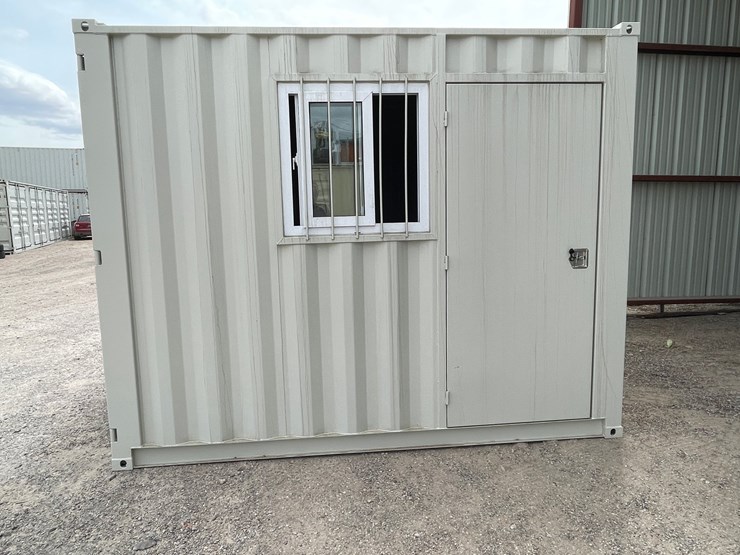 #111-•-unused-2026-storage-container-image-2