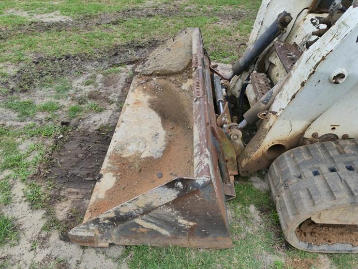 2007-bobcat-t250-image-9