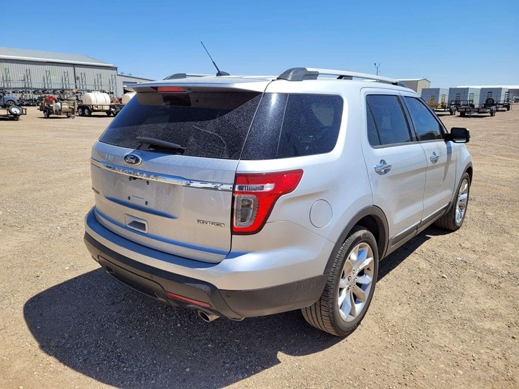2013-ford-explorer-limited-image-5