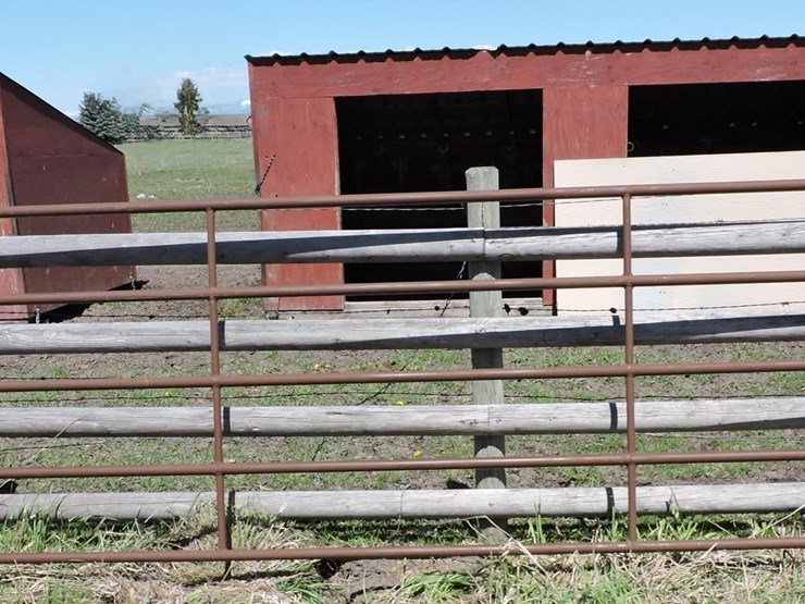 gate,-h-w-brand,-4’-tall,-fits-14’-opening,-5-rail-image-1
