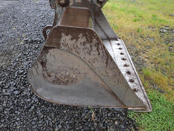 deere-135g-image-20