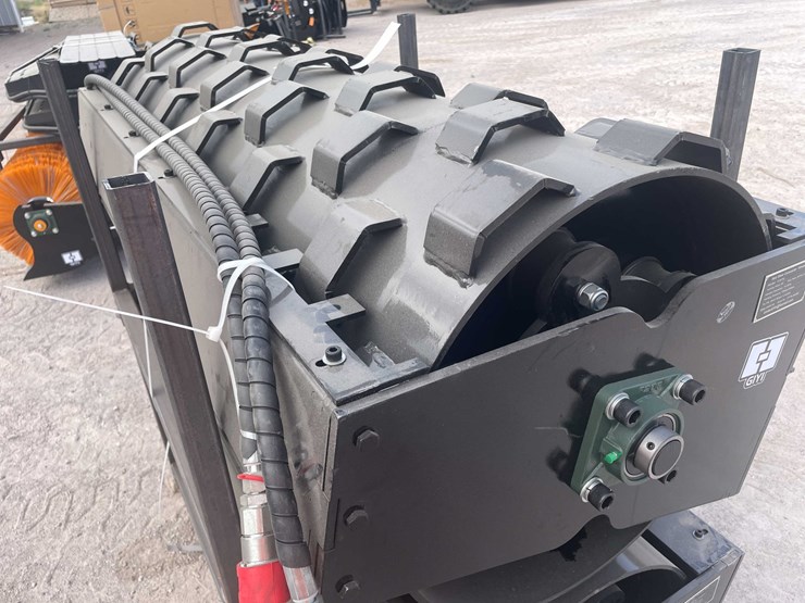 #3113-•-unused-2026-skid-steer-vibratory-roller-image-14