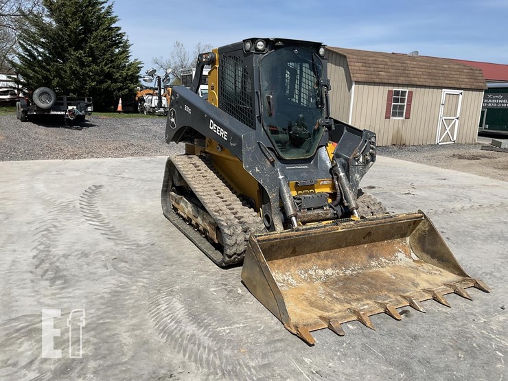 2022-deere-331g-image-6