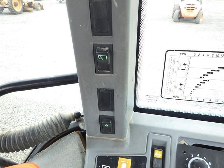 ford-8340-image-43