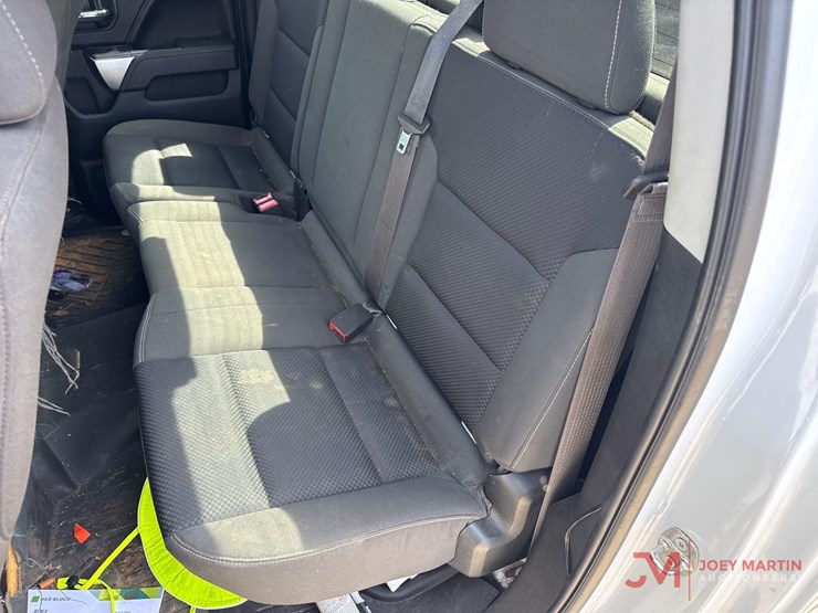 2015-chevrolet-silverado-1500-lt-image-27