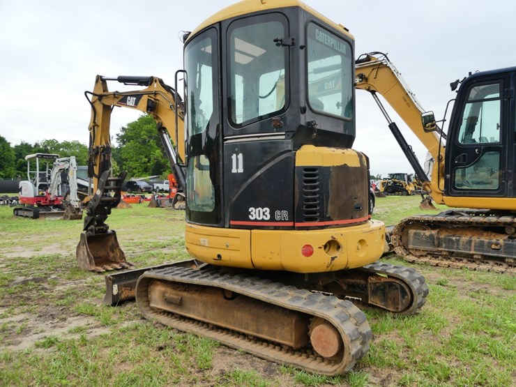 2005-caterpillar-303-image-4