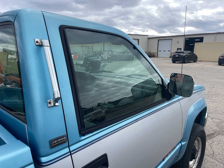 #1476-•-1993-chevy-3/4-ton-truck-(has-wi-title)(of)-image-16