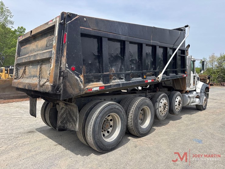 2008-mack-granite-gu713-image-3