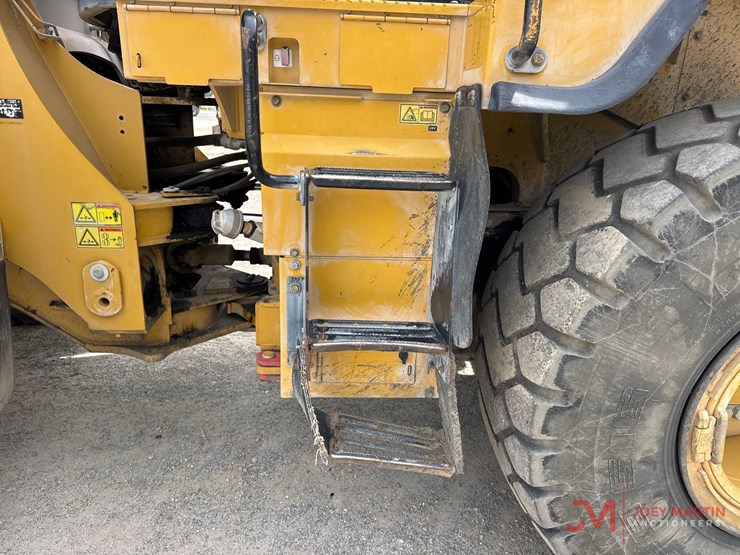 2013-caterpillar-950k-image-26
