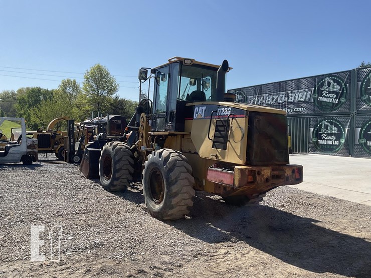 2002-caterpillar-it28g-image-2