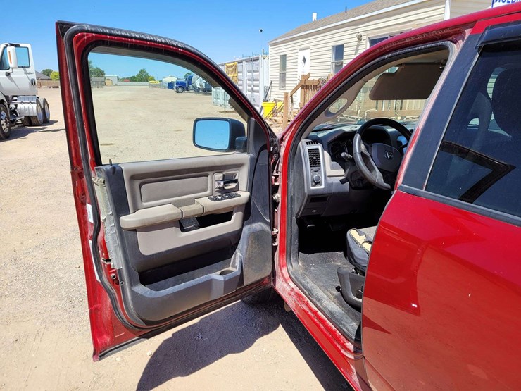2010-dodge-ram-1500-image-11