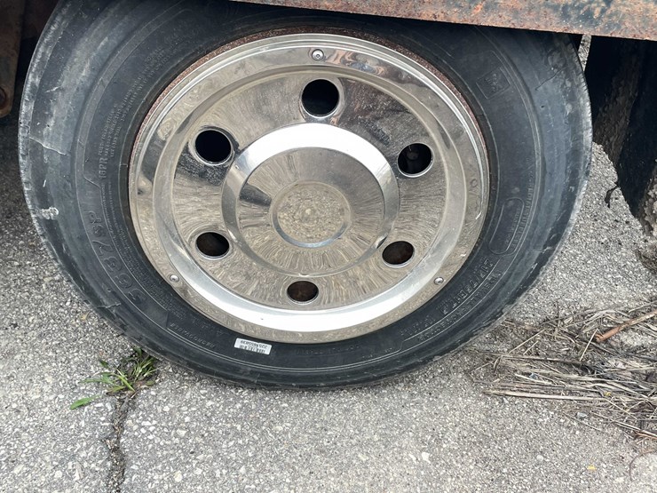 #1484-•-20-ton-tag-trailer-(has-wi-title)-(of)-image-9