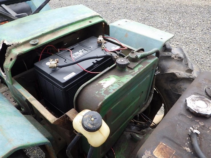 ferrari-85-tractor-image-18