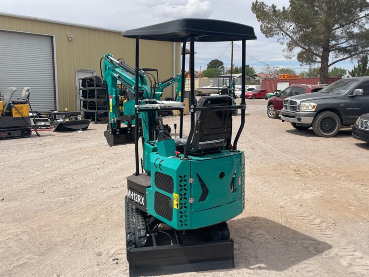 #3005-•-unused-2026-cfg-mini-excavator-image-3