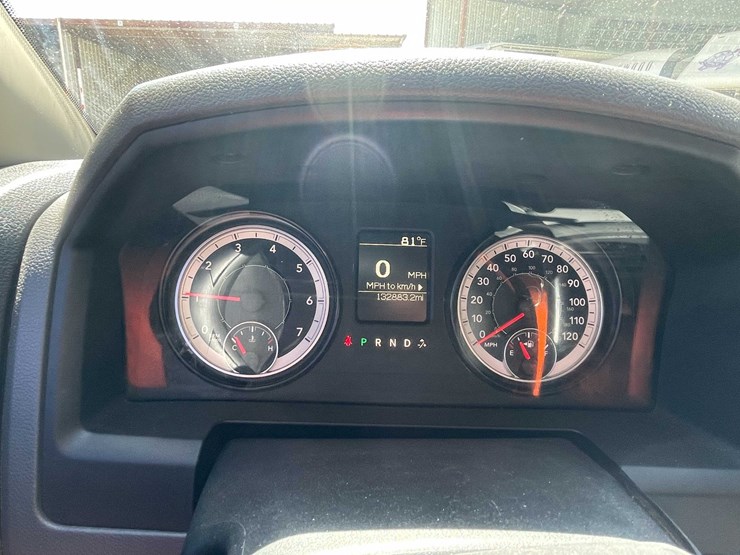 2016-dodge-2500-image-87
