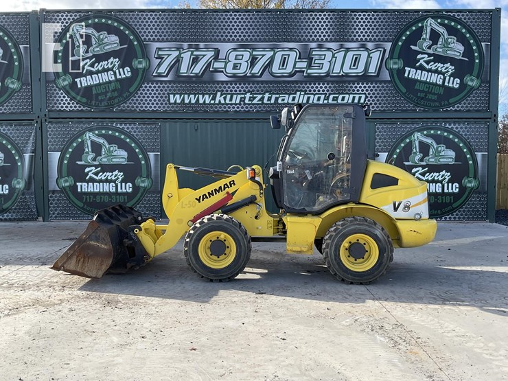 2016-yanmar-v8-image-1