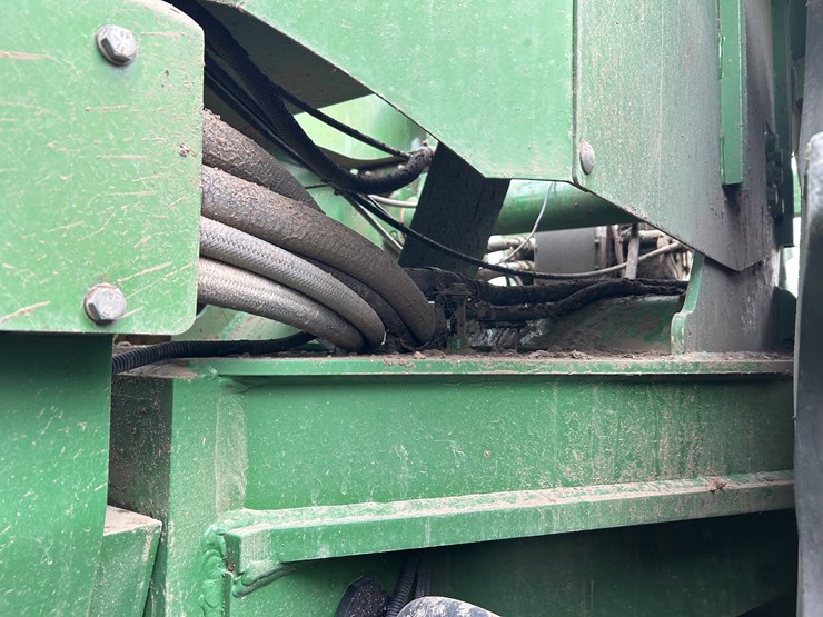 1996-john-deere-8770-image-30