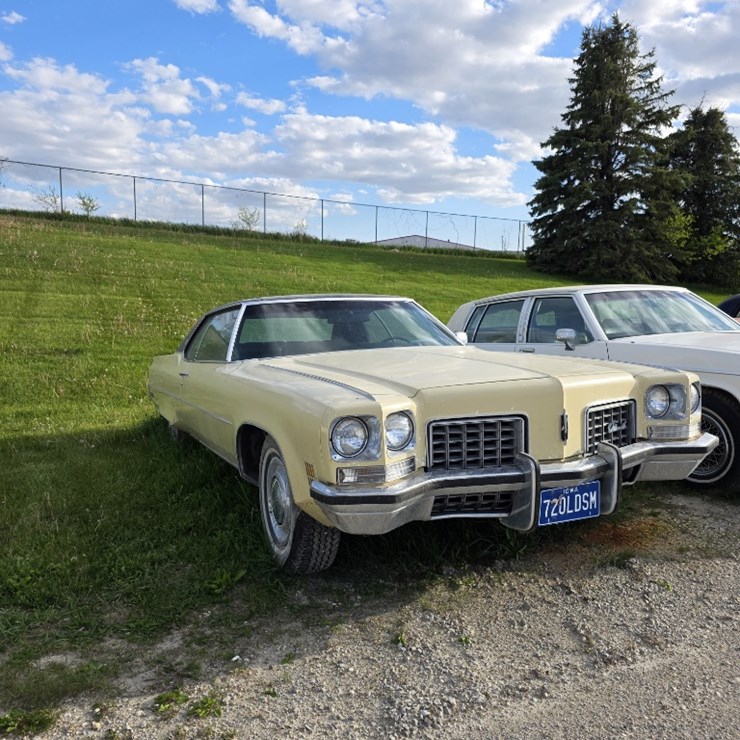 1972 Oldsmobile 98 2dr HT
