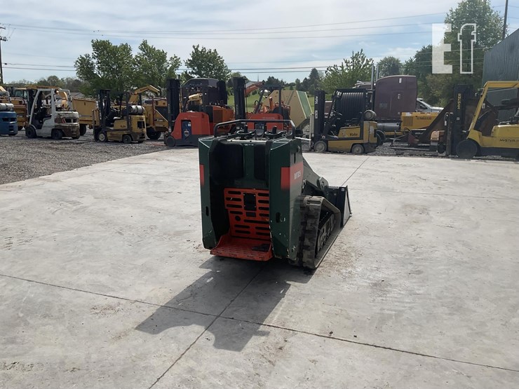 2019-bobcat-mt85-image-4