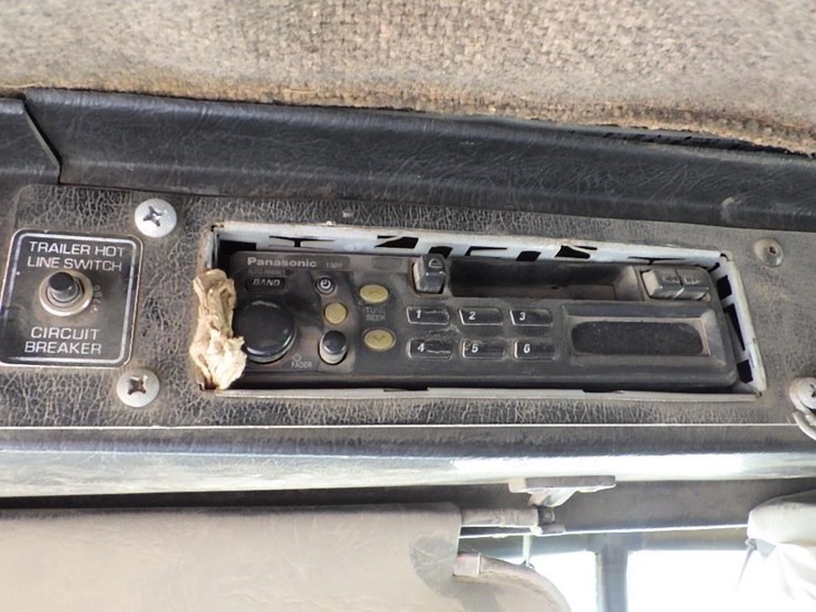 1996-kenworth-t800b-image-50