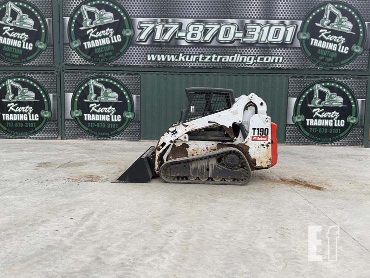 2010-bobcat-t190-image-1