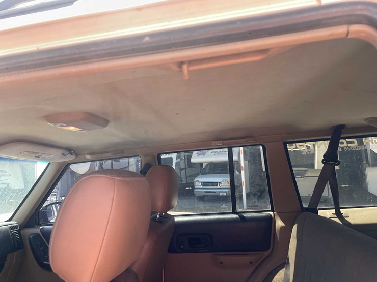 #152-•-2000-jeep-4x4-(has-tx-rebuilt-salvage-title)-image-60