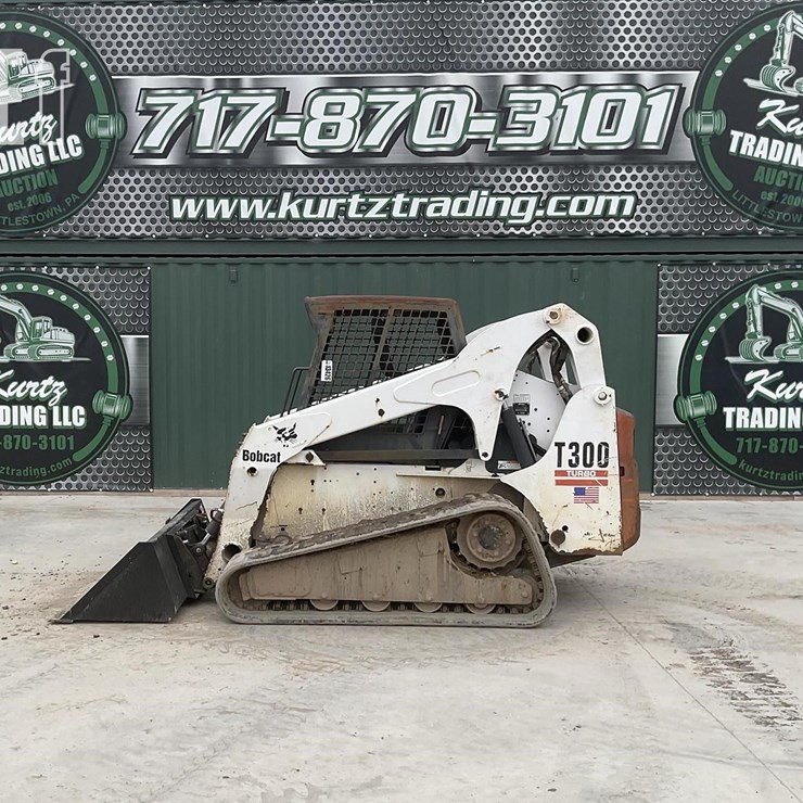 2004 BOBCAT T300