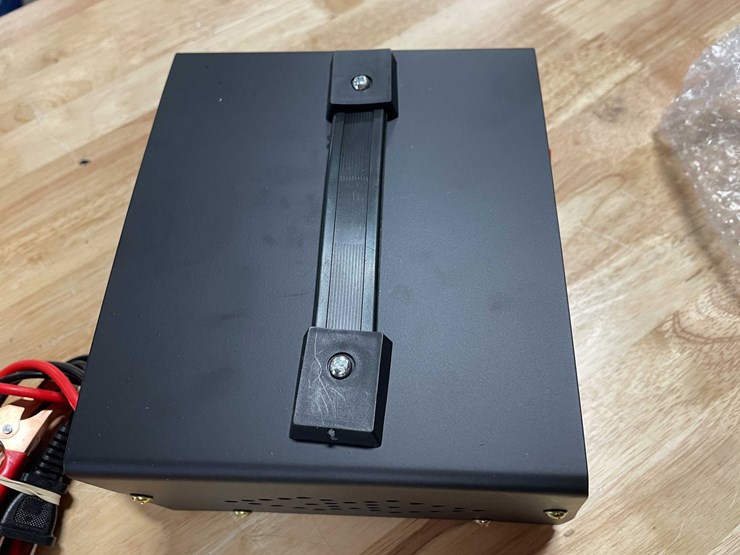 #2580-•-smart-battery-charger-(cw)-image-9