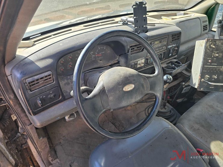 2007-ford-f750-image-26