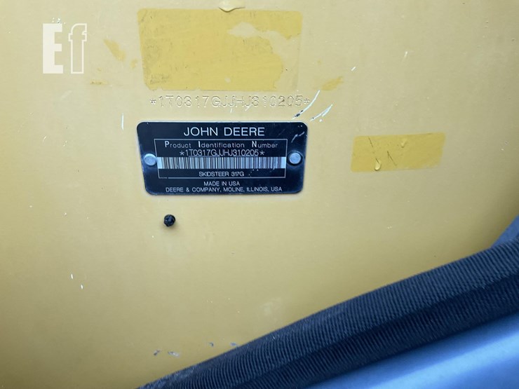 2018-deere-317g-image-19