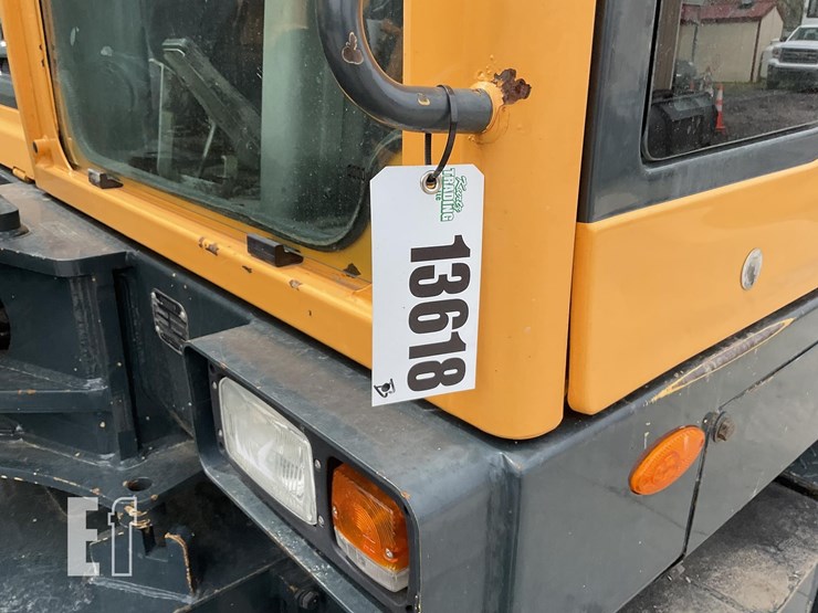 2016-hyundai-robex-55w-9a-image-19